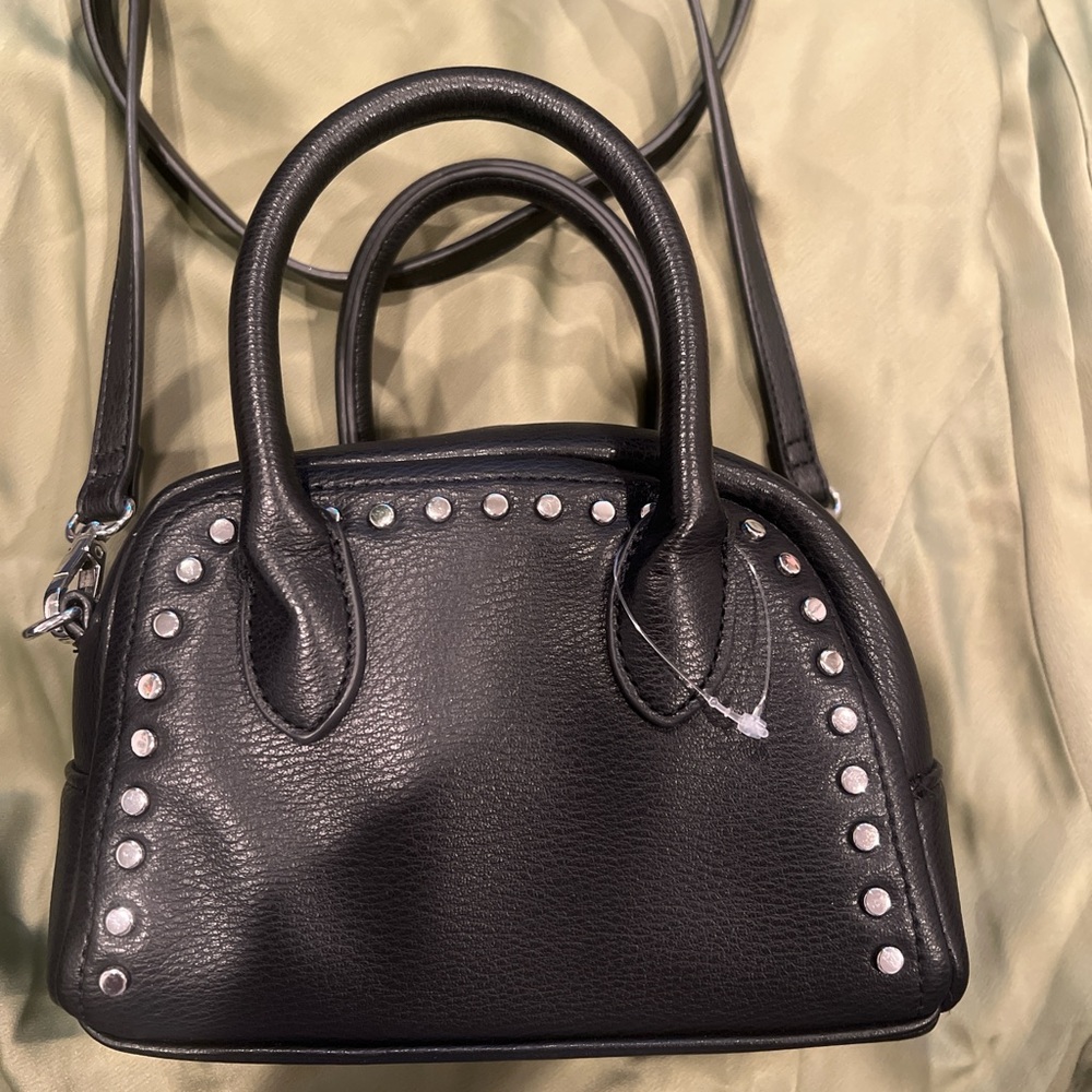 Super Cute cross body with silver studs!!!